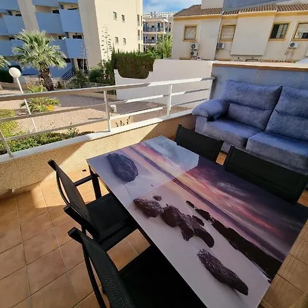 Zafiro Cabo Roig 公寓